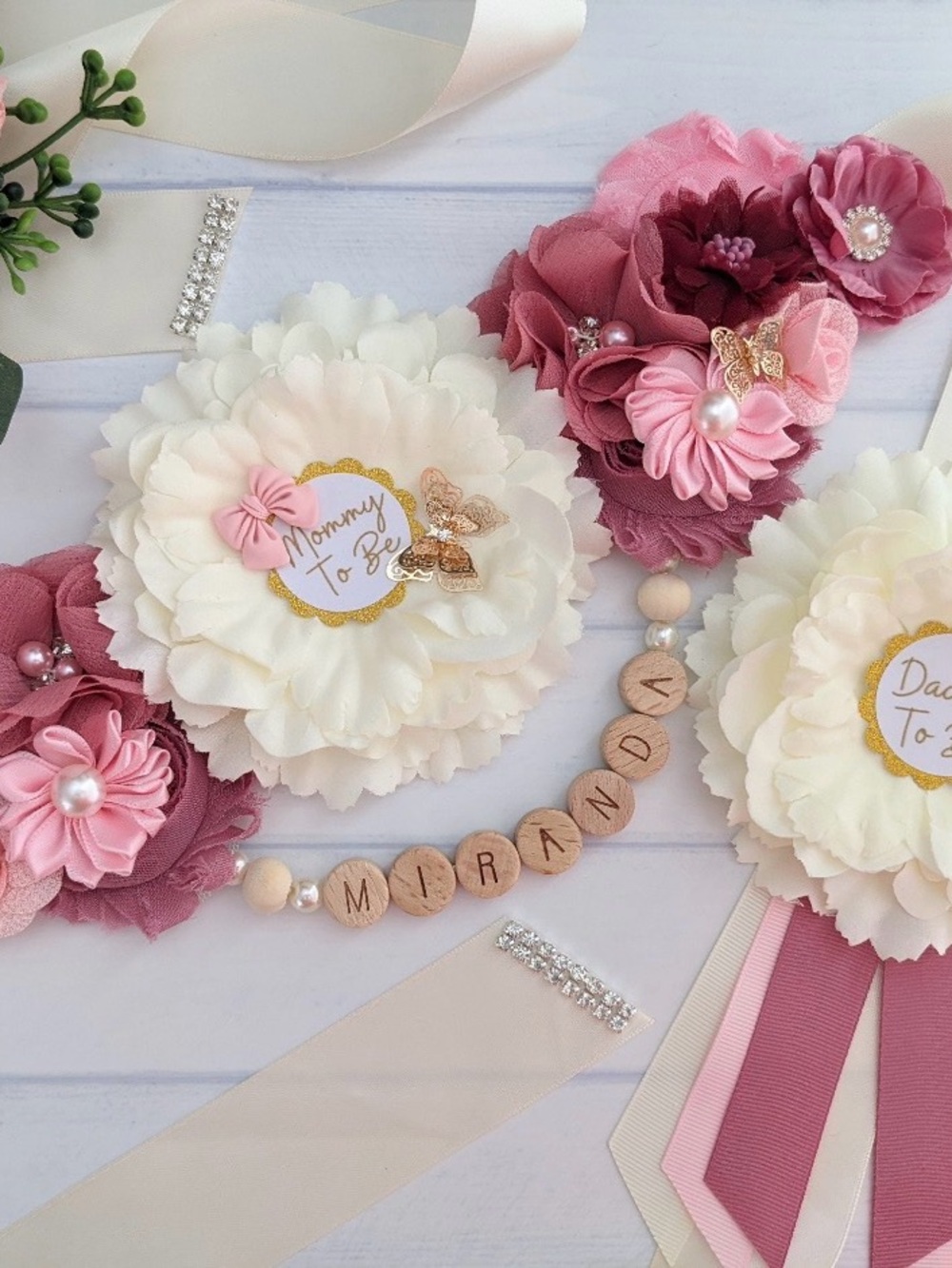 Mommy-to-Be Floral Sash in White and Pink